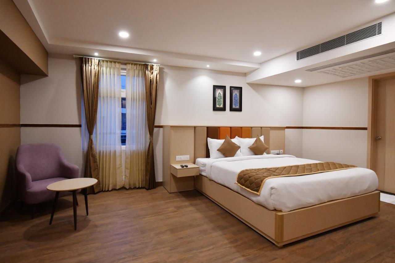 Soho Boutique Hotel Mysore Bagian luar foto
